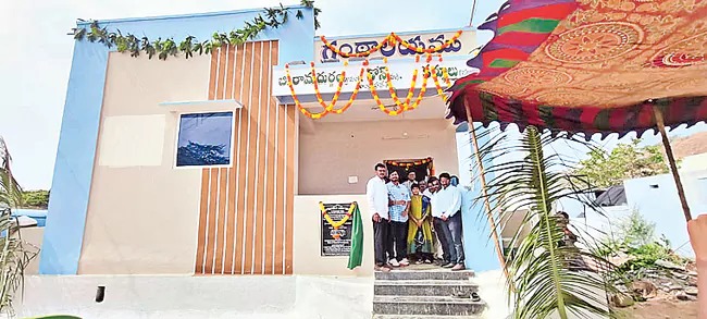 4ecf9699 c771 489e 934f fb0857a93690